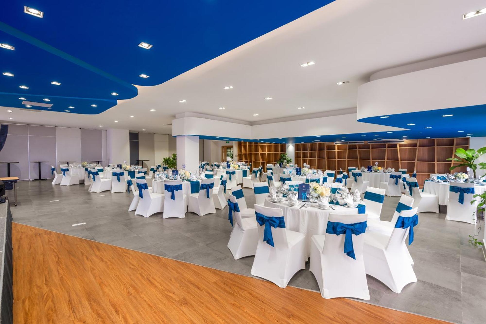 Aparthotel Tui Blue Nha Trang Exterior foto